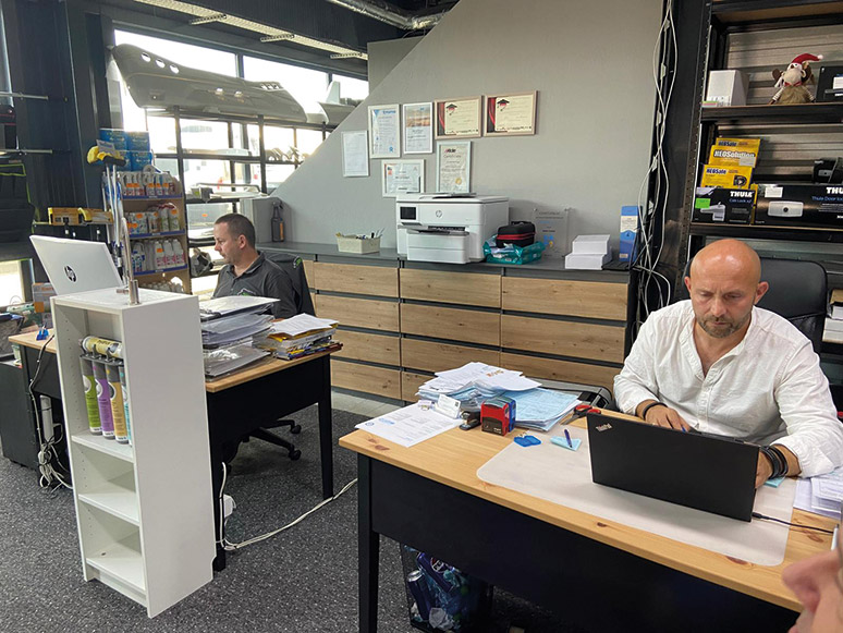 Spider Camper – pomoc i kampery od ręki 3